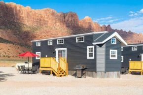 Redrock Moab Tiny House w/ Loft - Site 4